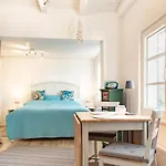 Ferienbungalow Kleine Hummelkate
