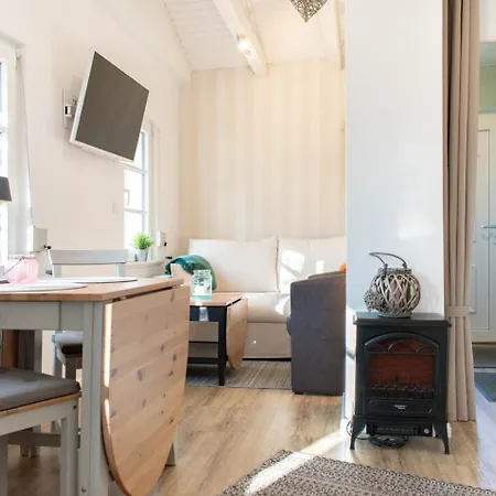 Ferienbungalow Kleine Hummelkate 펜션