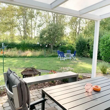 Ferienbungalow Kleine Hummelkate 펜션 샬베우츠