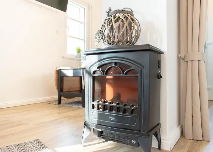 Semesterbostad Ferienbungalow Kleine Hummelkate