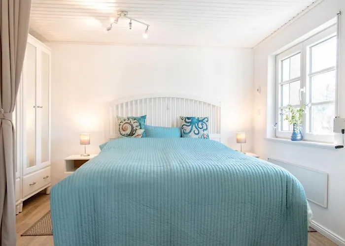 Ferienbungalow Kleine Hummelkate